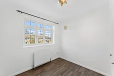 Thurleston Avenue, Morden