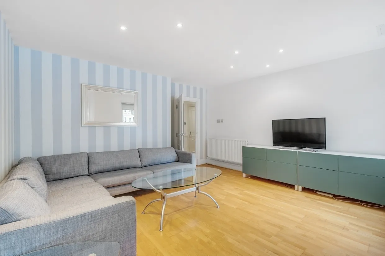 Beckford Close London W14 photo 1