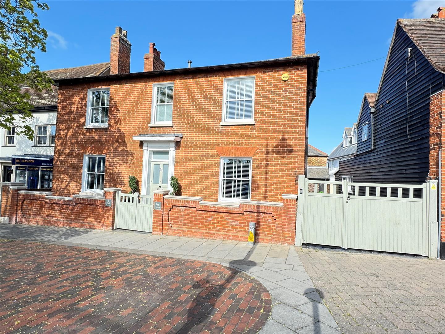 High Street, Rayleigh Image 33