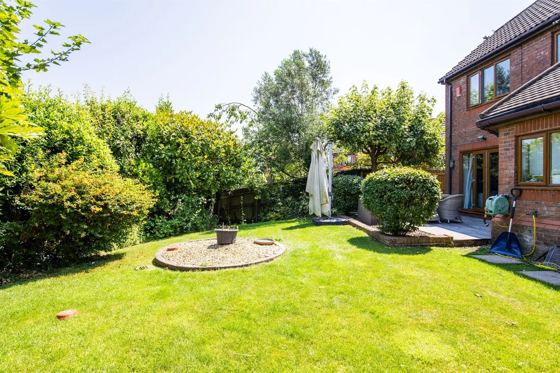 Property photo 31