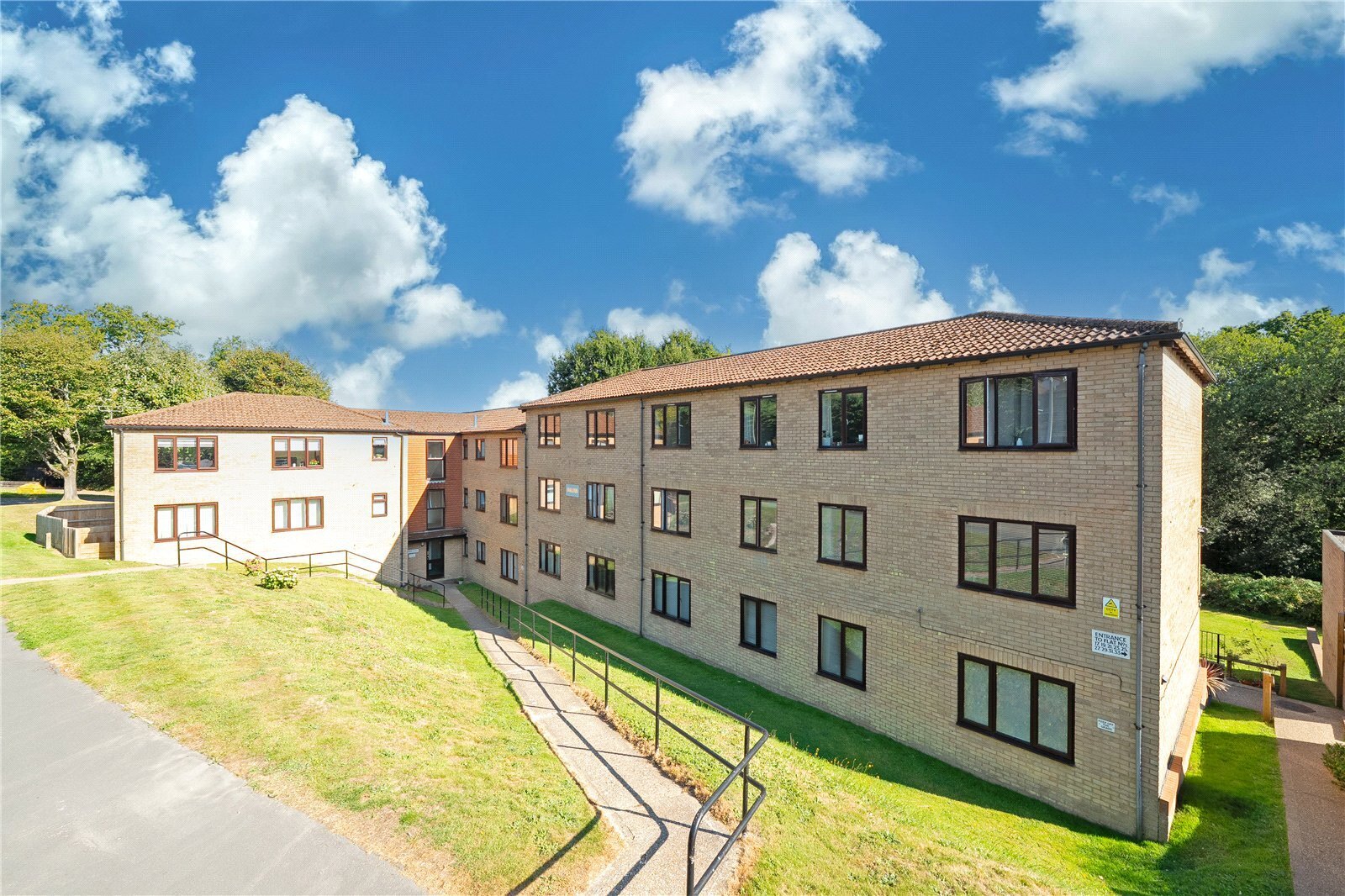 Montargis Way, Crowborough, East Sussex, TN6 Image 1