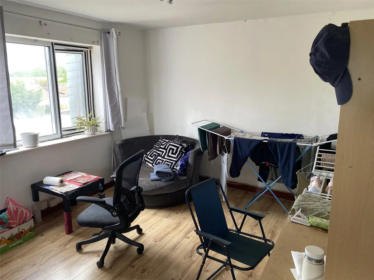 Brighton Road, Salfords, Redhill, Surrey, RH1