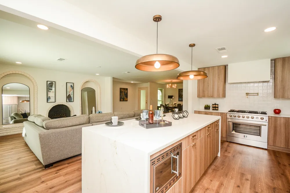6214 Yarwell Dr, Houston, TX 77096