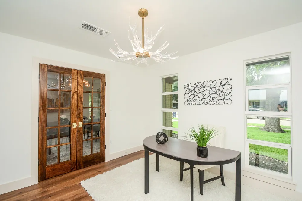 6214 Yarwell Dr, Houston, TX 77096
