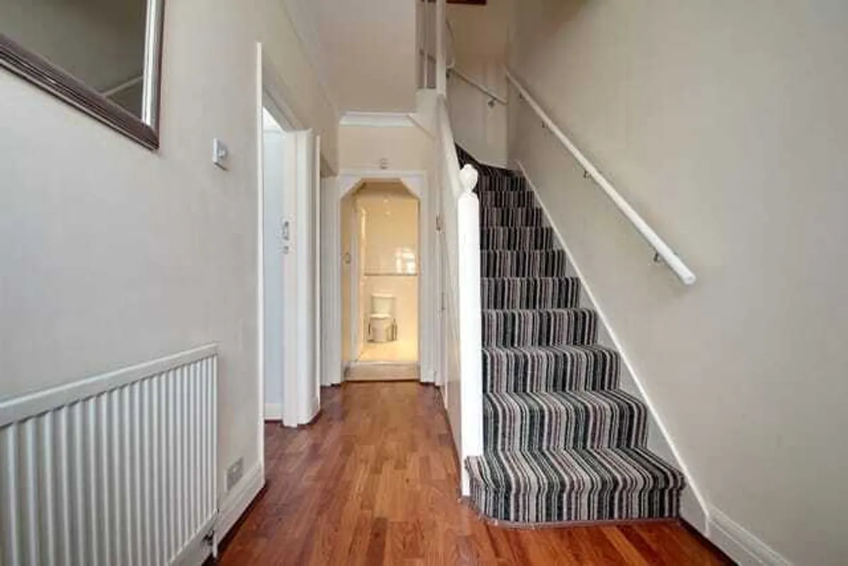 Cairnfield Avenue, London, NW2