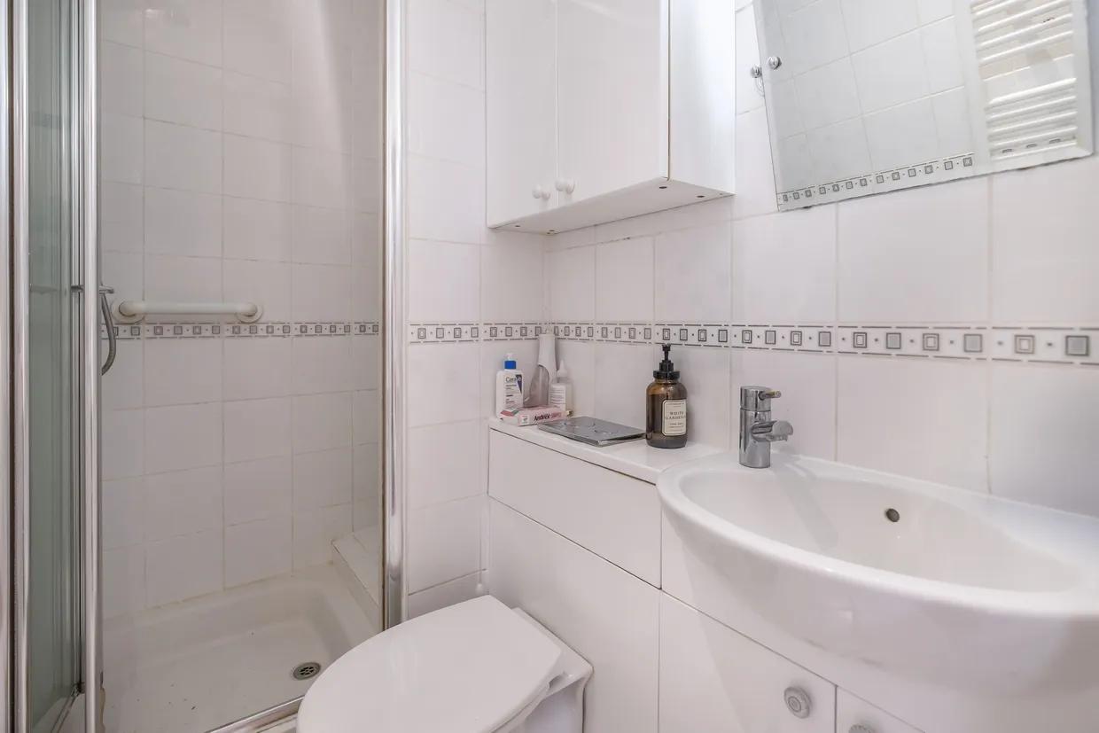Lower Richmond Road, London, SW14 photo 10
