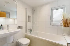 Buzzard Close Stratford-upon-Avon CV37 photo 15