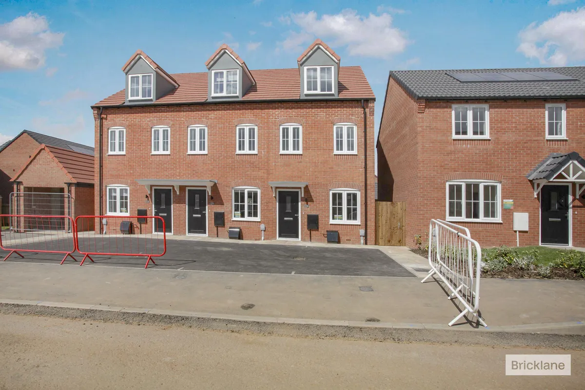 Nero Avenue, Nuneaton