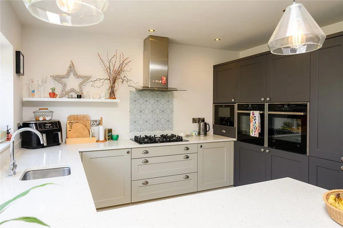 Aberford Road, Bramham, LS23