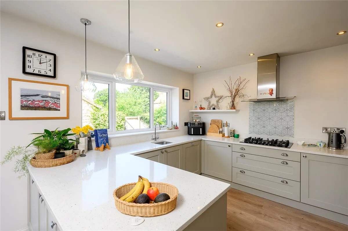 Aberford Road, Bramham, LS23