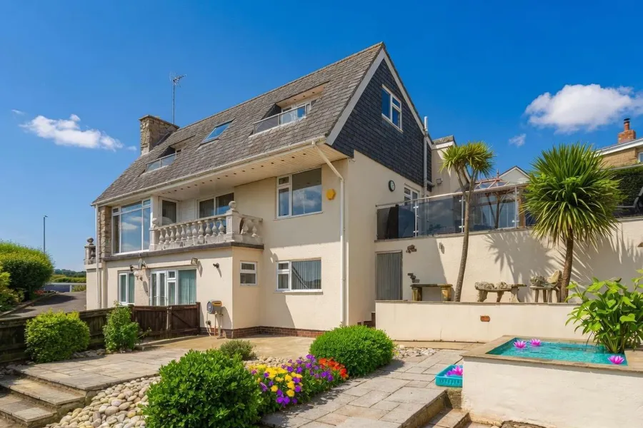 Property Image 38