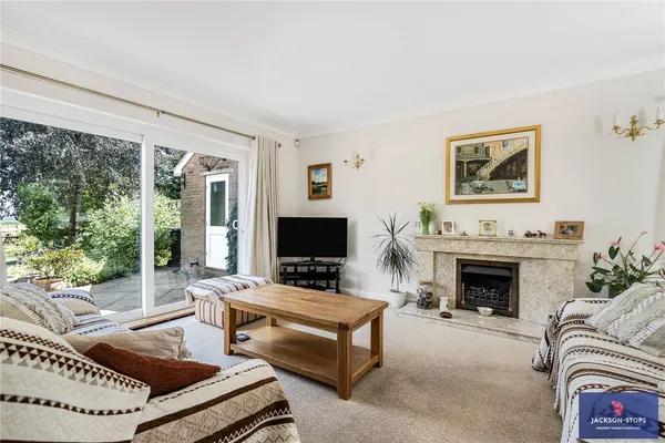 Lower Harlestone, Northampton, NN7 photo 2