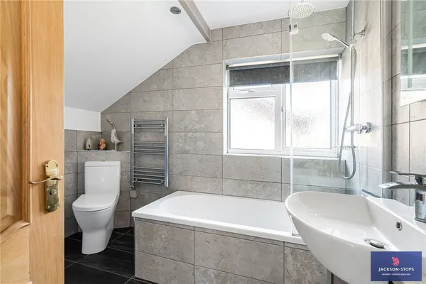 Lower Harlestone, Northampton, NN7 photo 18