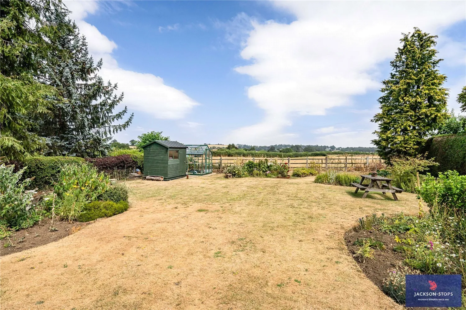 Lower Harlestone, Northampton, NN7 photo 3