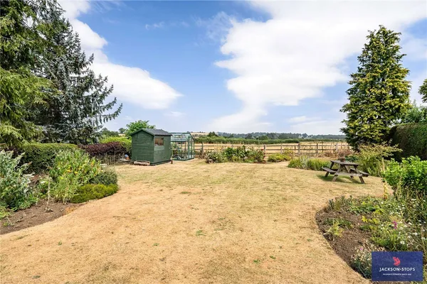Lower Harlestone, Northampton, NN7 photo 3