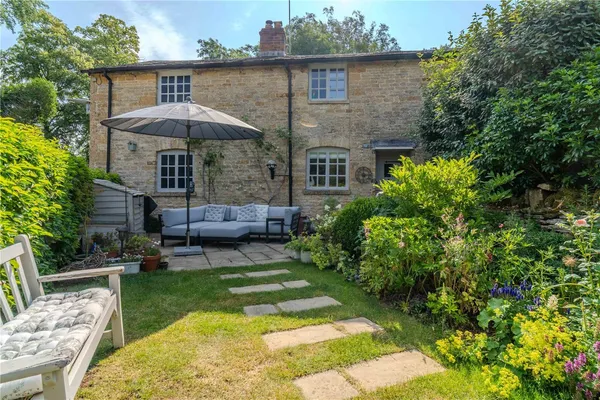 Broadwell, Moreton In Marsh, GL56 photo 1