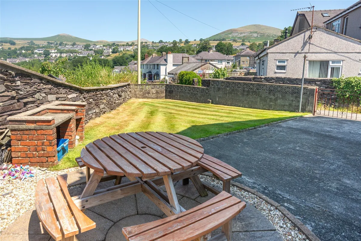 Braichmelyn, Bethesda, Bangor, Gwynedd, LL57