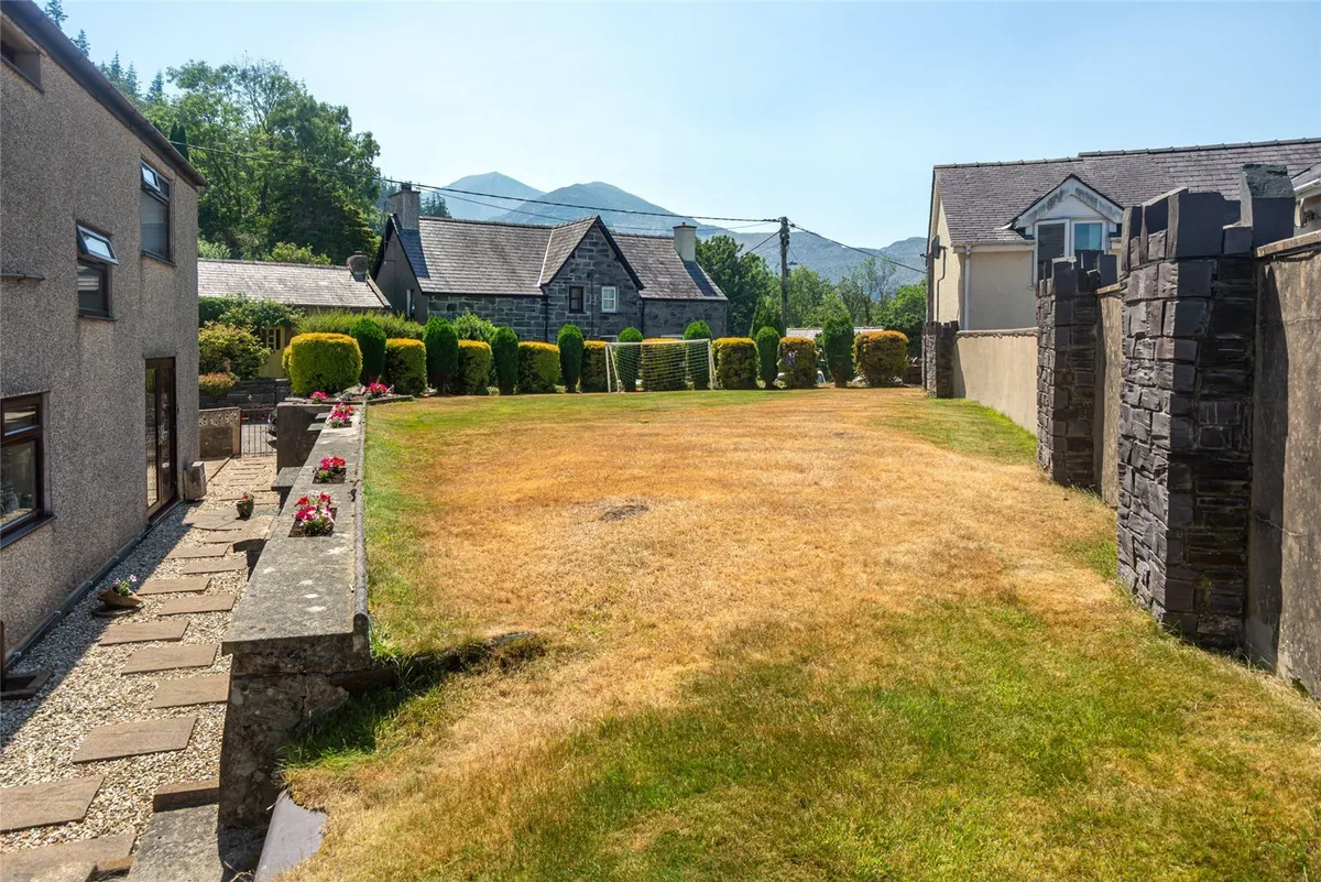 Braichmelyn, Bethesda, Bangor, Gwynedd, LL57