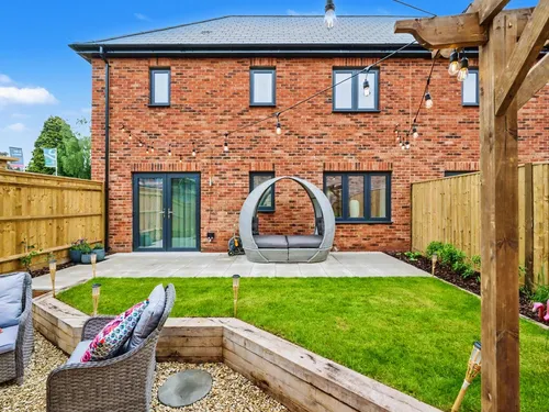 The Lower Acre, Horton Heathphoto