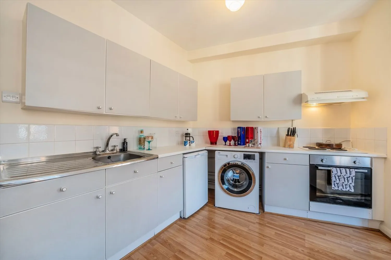 Ambrosden Avenue, London, SW1P photo 4