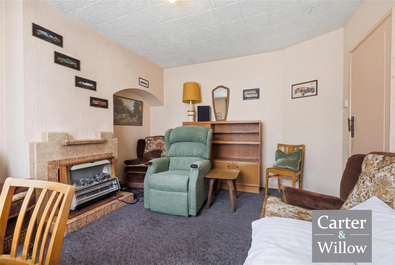 Ellerton Road, Essex Image 5