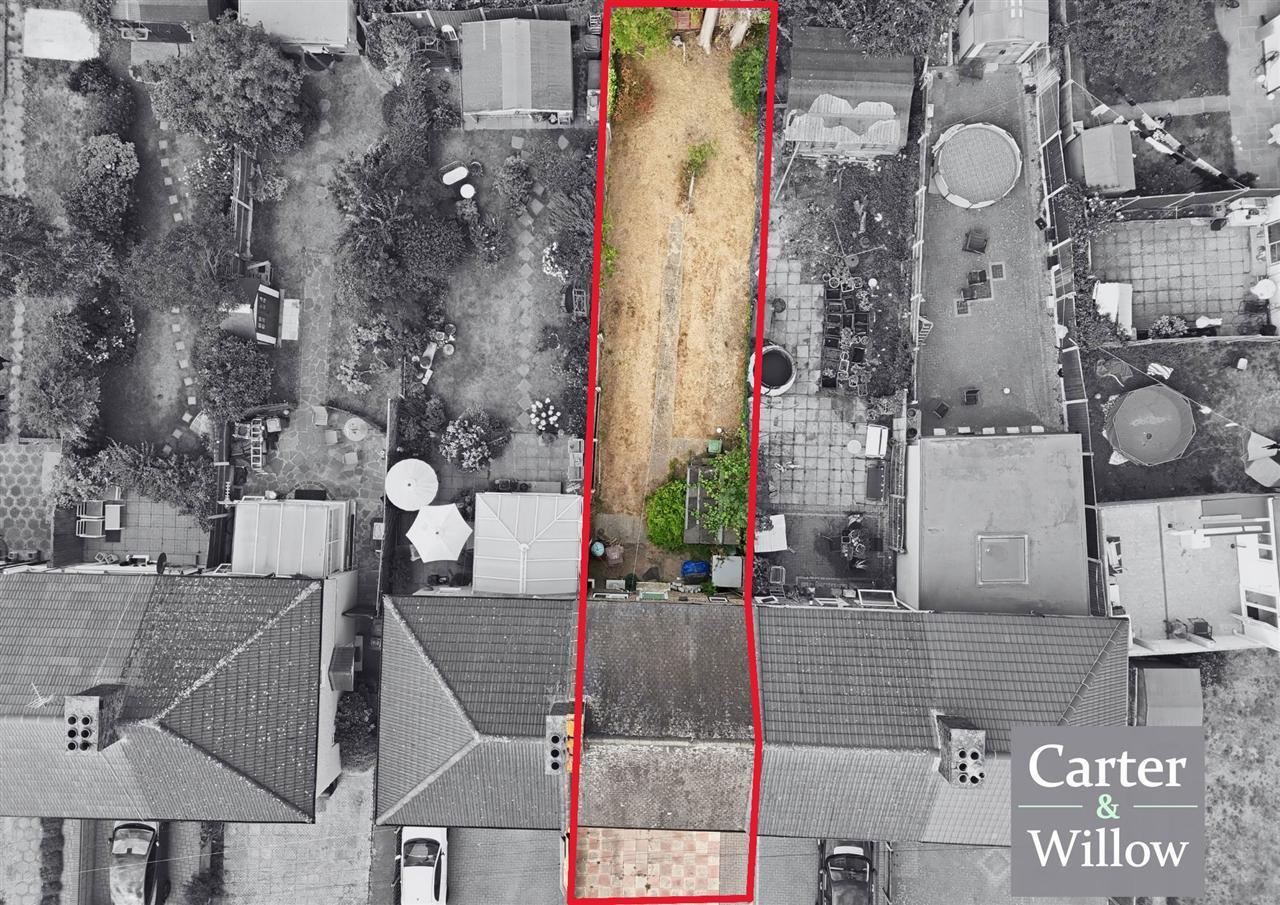 Ellerton Road, Essex Image 14