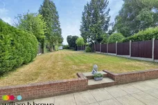 Chelmsford Road, Shenfield, BRENTWOOD