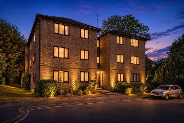 Calluna Court, Woking, GU22 photo 1