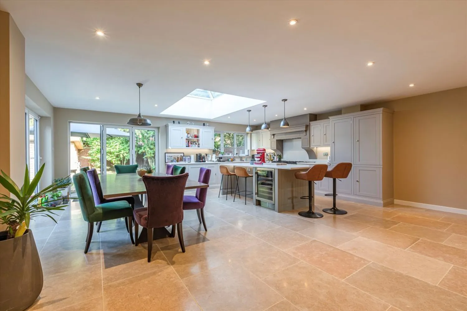 Dartnell Park Road, West Byfleet, KT14 photo 4
