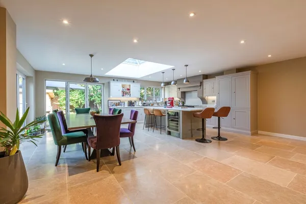 Dartnell Park Road, West Byfleet, KT14 photo 4