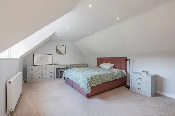 Dartnell Park Road, West Byfleet, KT14 photo 13