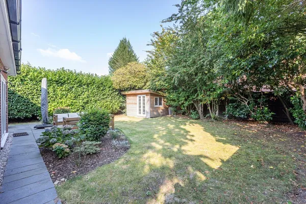 Dartnell Park Road, West Byfleet, KT14 photo 16
