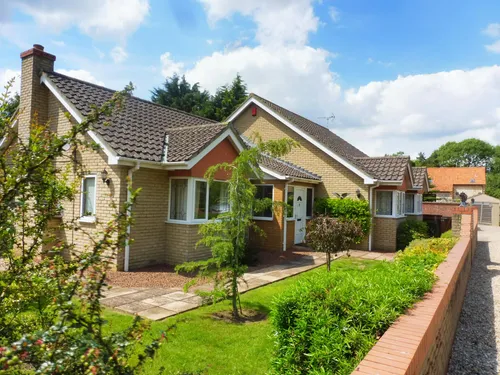 Station Road, Lakenheath, BRANDONphoto