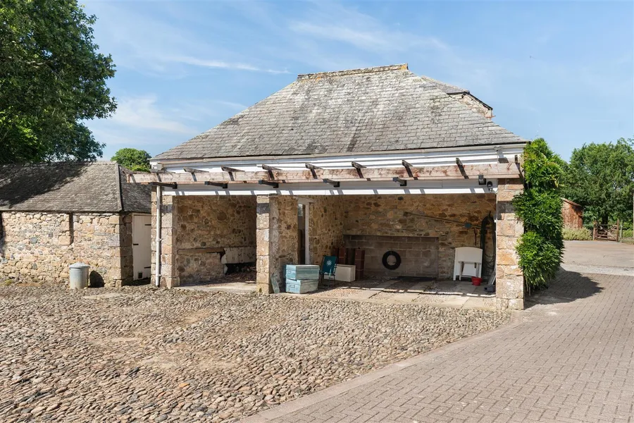 Property Image 32