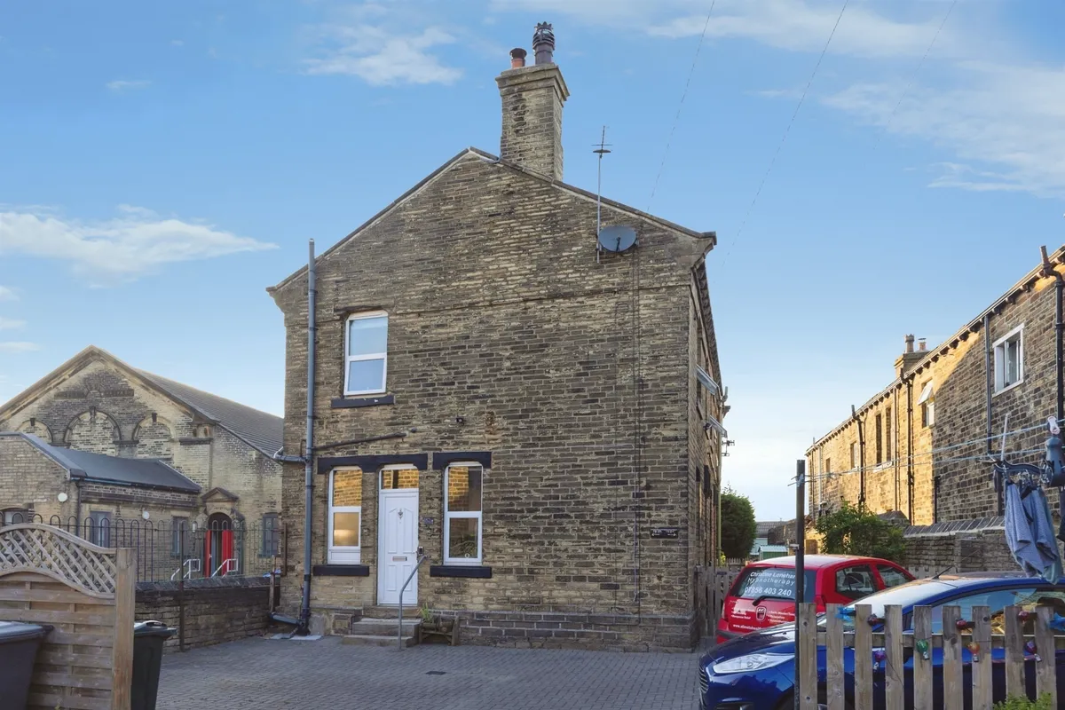 Priestley Terrace, BRADFORD