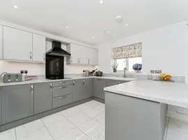 Harvest Road, Lakenheath, Brandon thumb 3