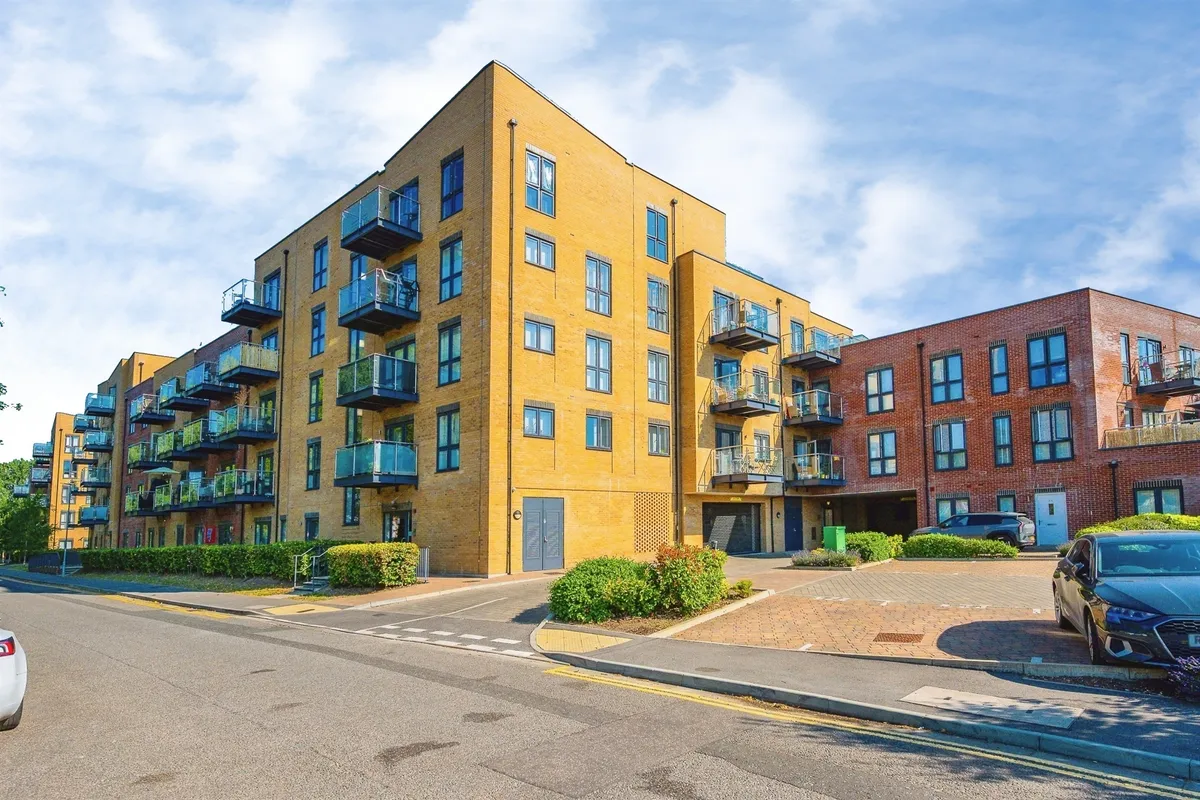 Frogmore Road, HEMEL HEMPSTEAD