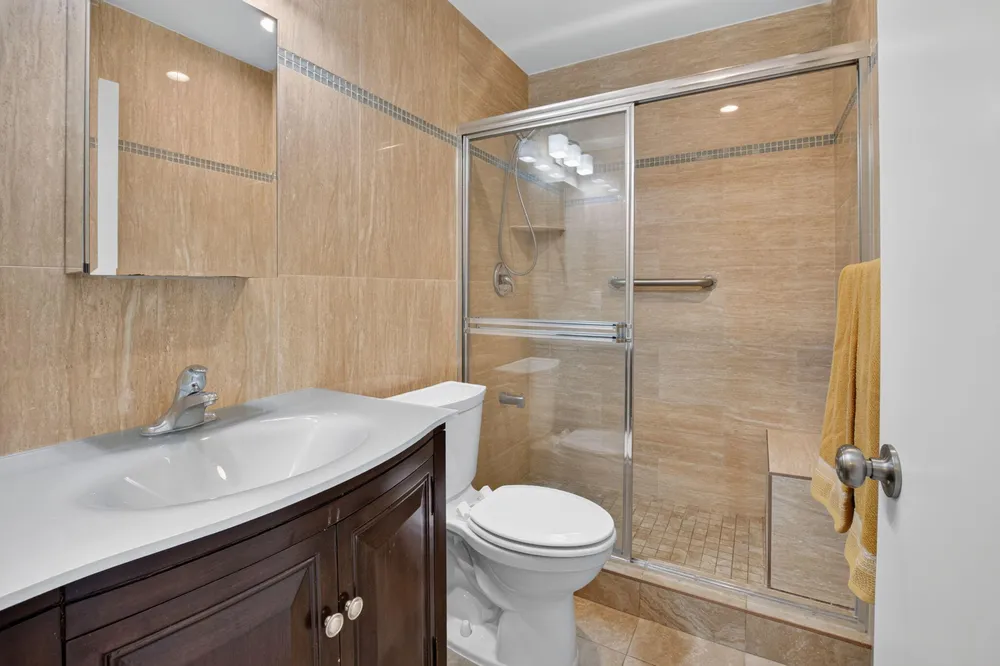 332 Capri G, Delray Beach, FL 33484