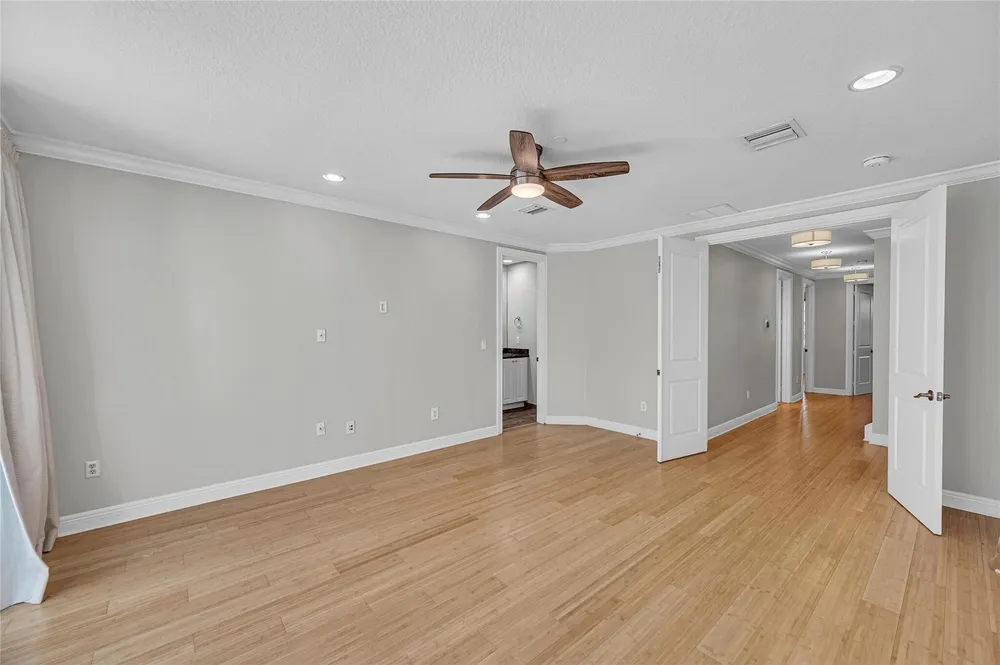 1617 NE 2nd Ct, Fort Lauderdale, FL 33301