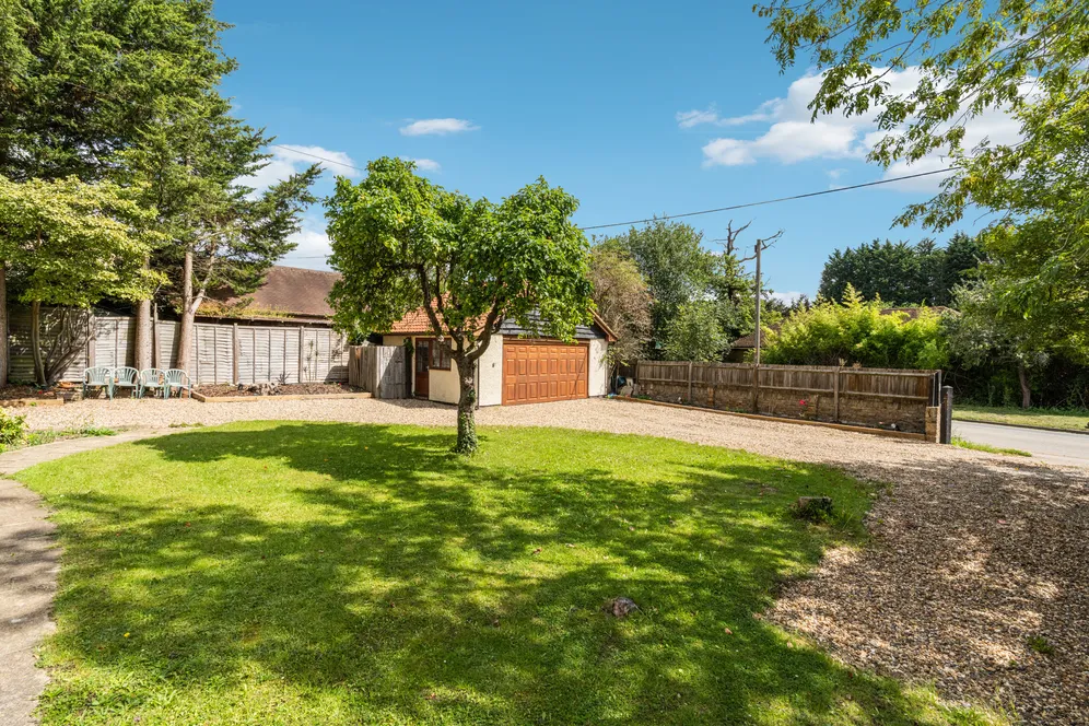 Wexham Street, Slough, SL3 photo 2