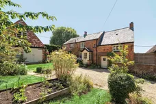 Hill Road, Lower Boddington, NN11 photo 1