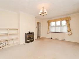 Woodfield Road, HOLT thumb 3