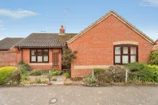 Woodfield Road, HOLT