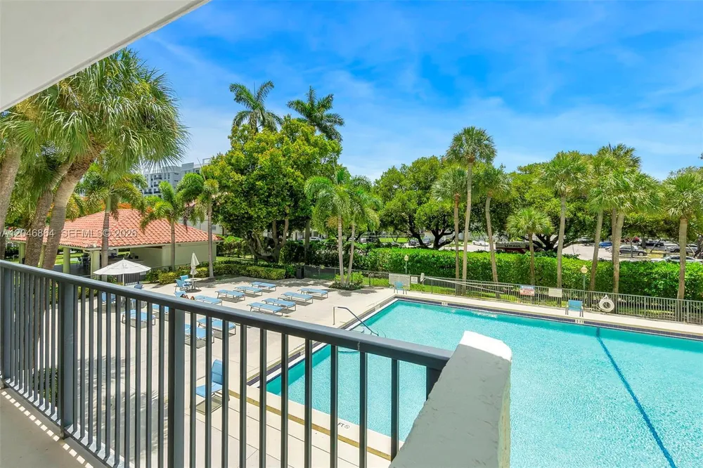 3200 Port Royale Dr N, Fort Lauderdale, FL 33308