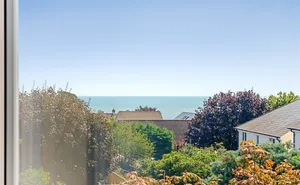 Underwood Close, Dawlish, Devon, EX7 photo