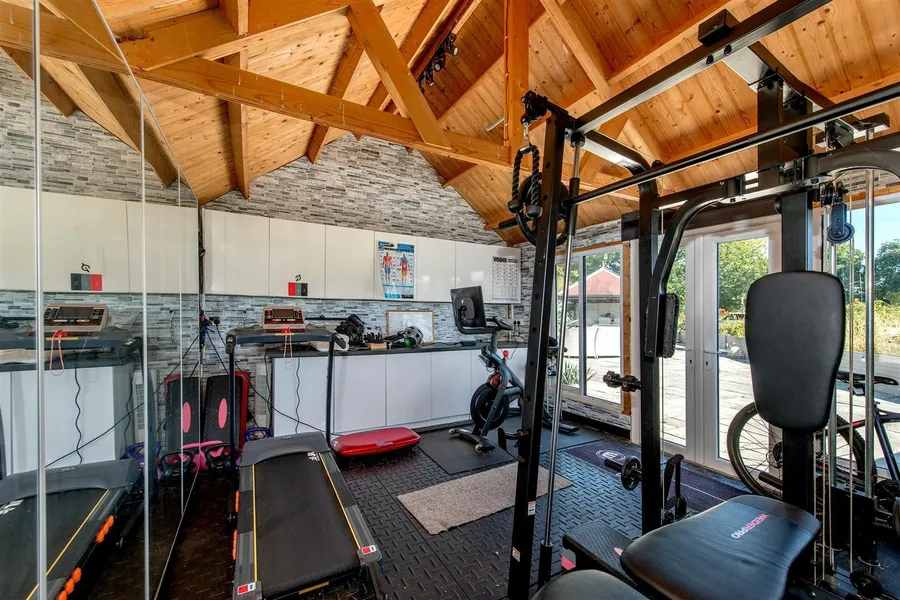 Property Image 31