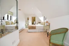 Ashwells Road, Pilgrims Hatch, Brentwood