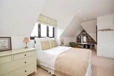 Ashwells Road, Pilgrims Hatch, Brentwood