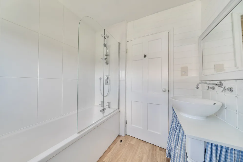 Abbots Road, Abbots Langley, WD5 photo 11