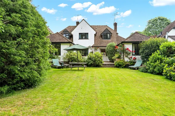 Wheeler Avenue, Oxted, Surrey, RH8
